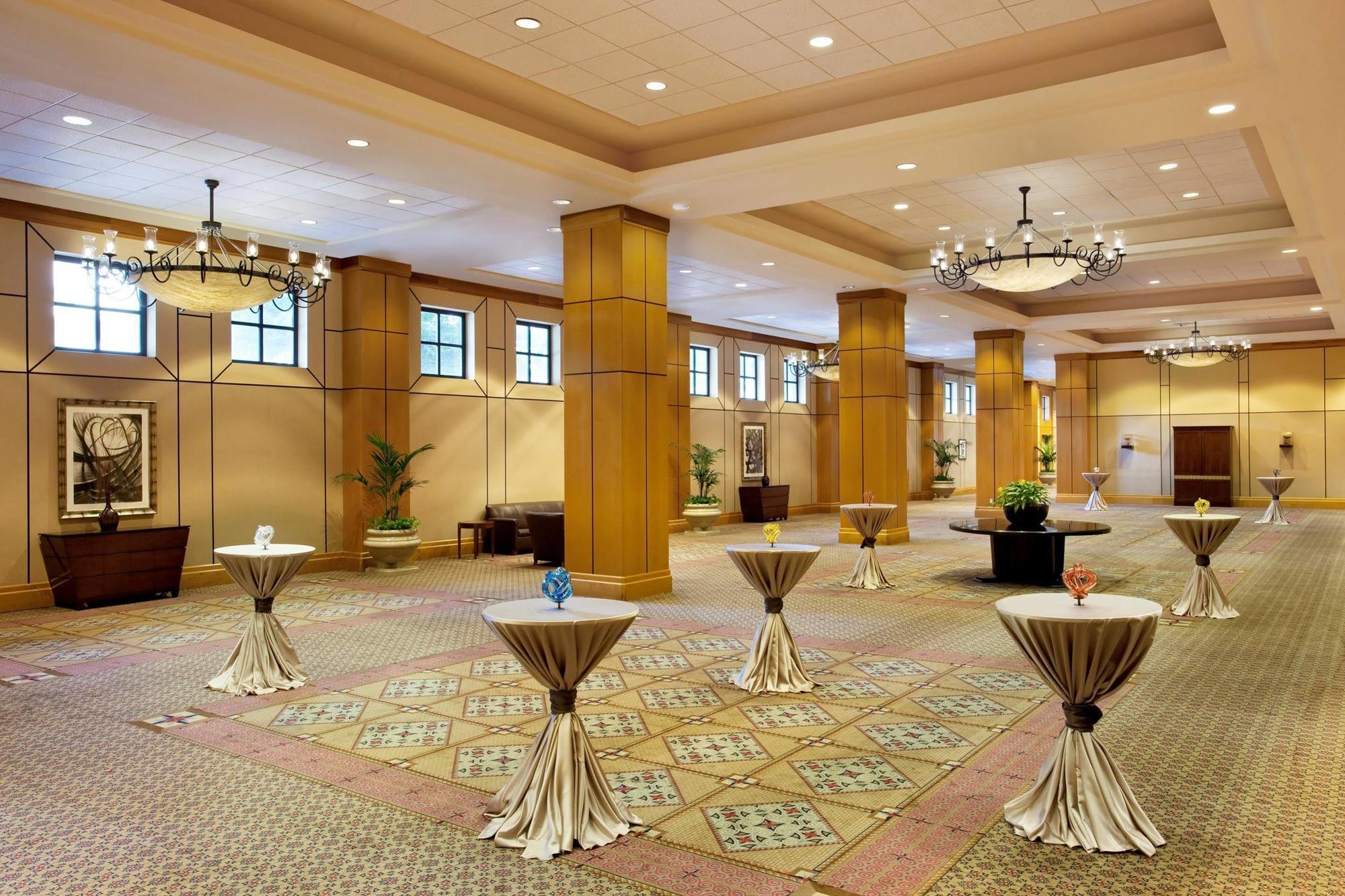 Holiday Inn Birmingham-Airport By Ihg Экстерьер фото